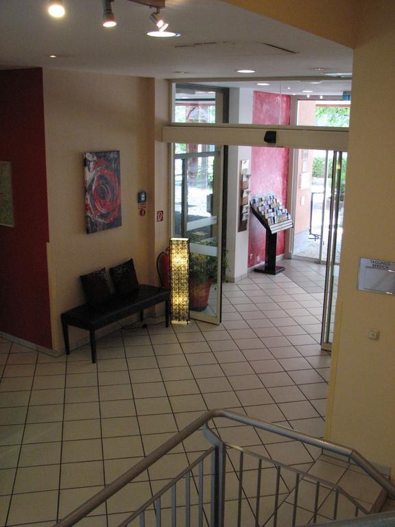 1, 2, Sleep Boardinghouse Unterschleissheim Zentrum Eksteriør billede