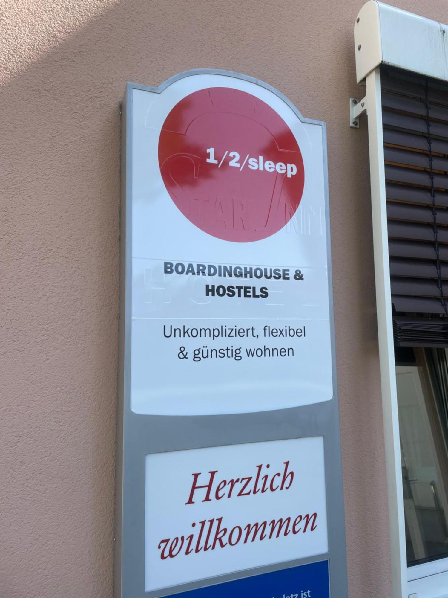 1, 2, Sleep Boardinghouse Unterschleissheim Zentrum Eksteriør billede