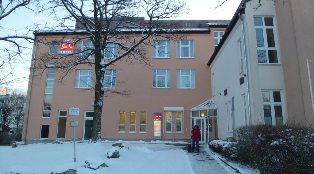 1, 2, Sleep Boardinghouse Unterschleissheim Zentrum Eksteriør billede